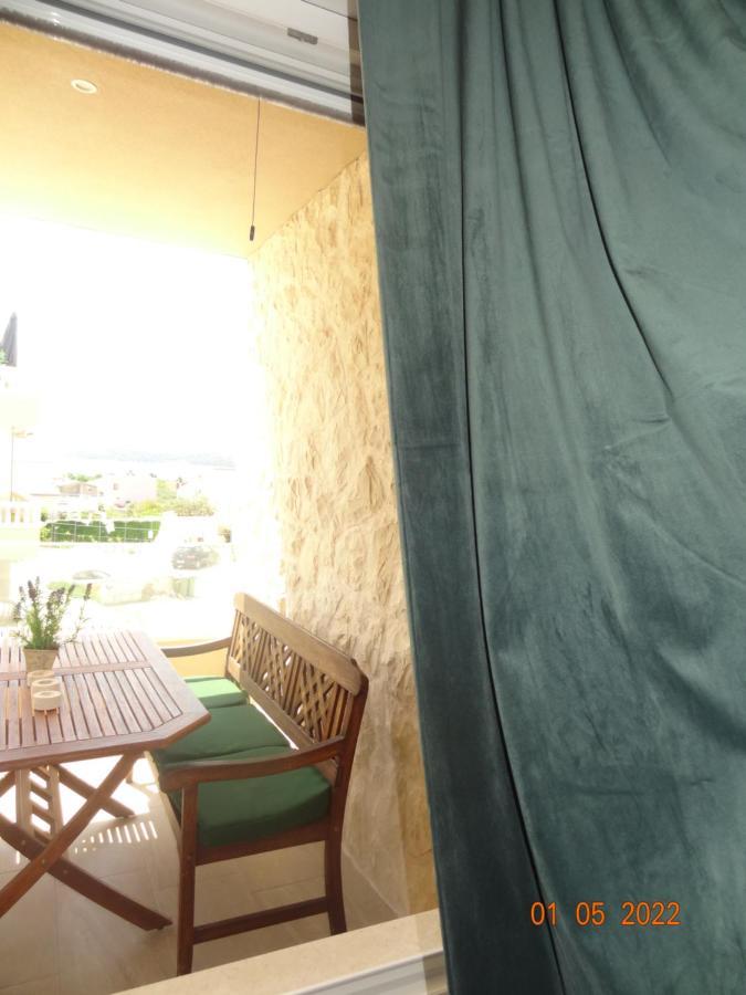 Fantazija Apartman Vodice Kültér fotó