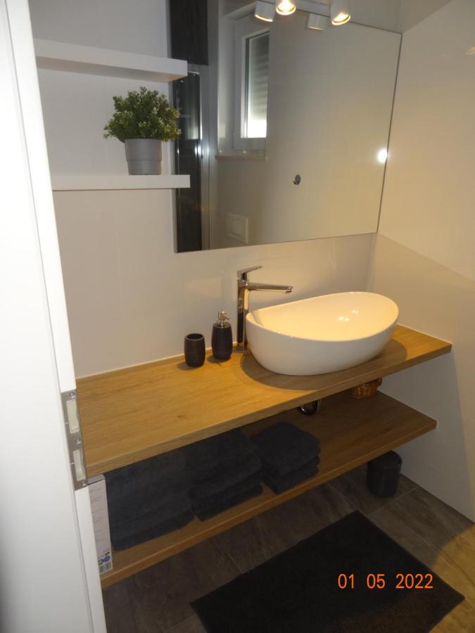 Fantazija Apartman Vodice Kültér fotó