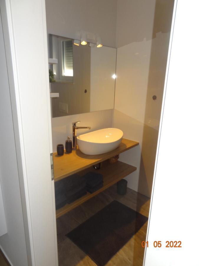 Fantazija Apartman Vodice Kültér fotó